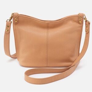 HOBO Pier Small 100% Genuine Leather Crossbody Bag in Sandstorm